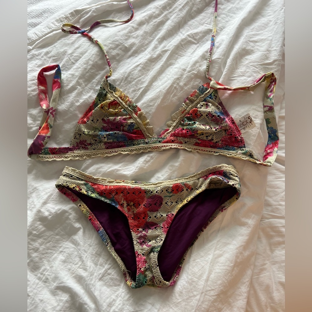 NWOT BECCA SWIM MULTI COLOR BIKINI